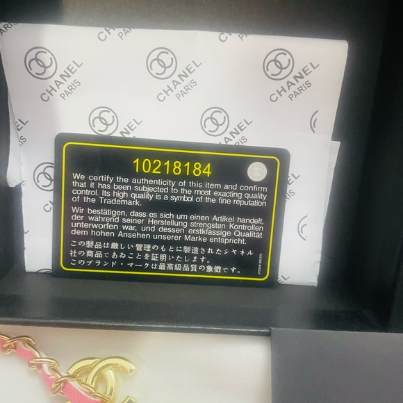 💕💝😍Chanel light Pink Quilted Mini Bag Wallet on chain - Picture 9 of 14